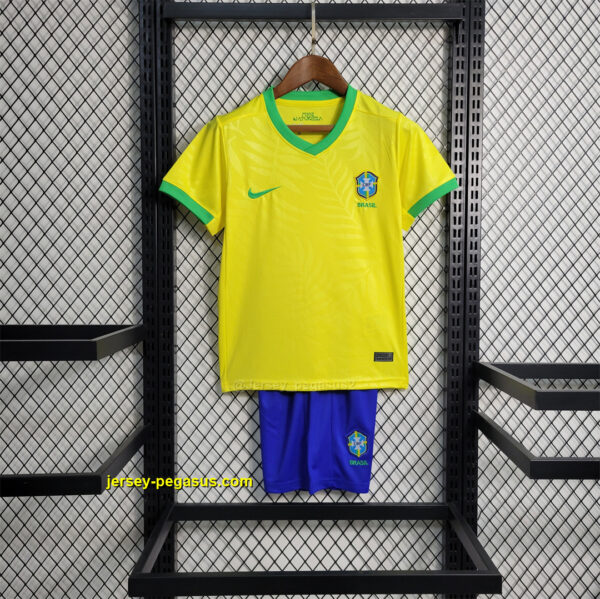 Brazil home kids kit futbol shirts