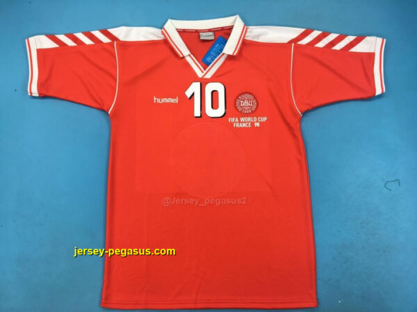 1998 Denmark home red