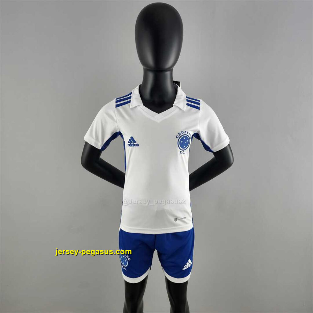 Cruzeiro away kids kit