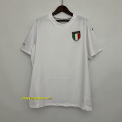2000 Italy away white