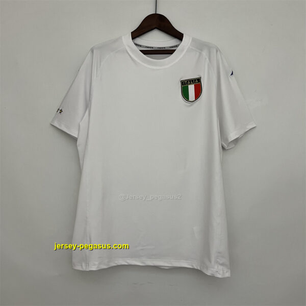 2000 Italy away white 2000 Italy away white