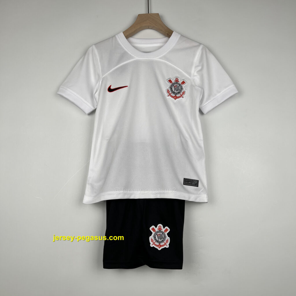 Kids Corinthians home