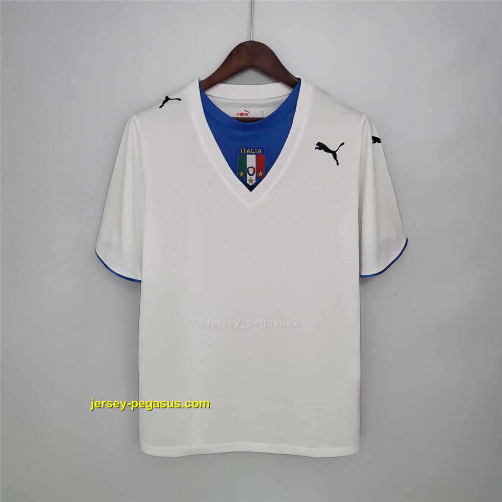 2006 Italy away white