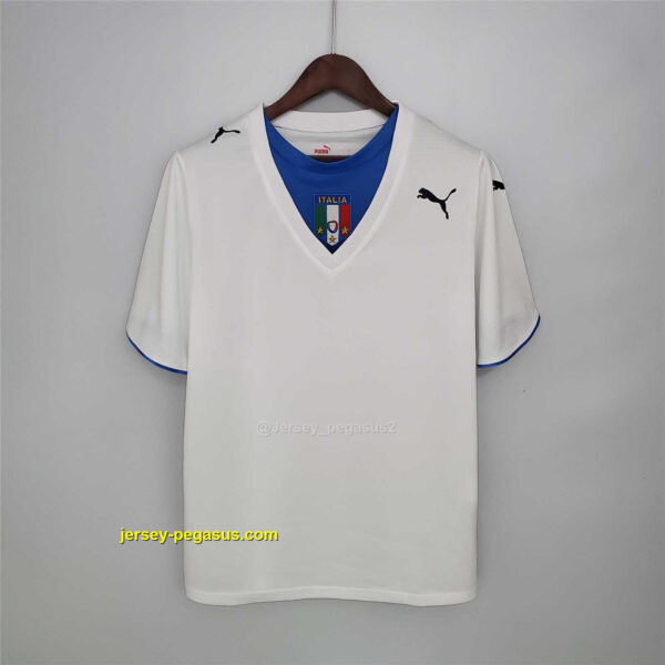2006 Italy away white