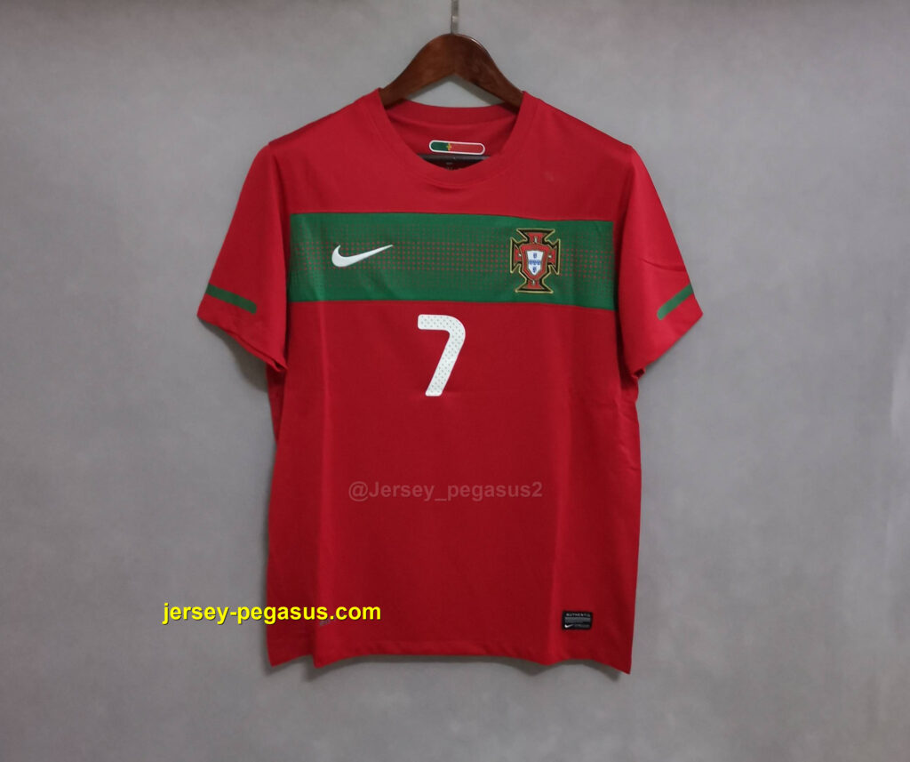 2010 Portugal home red