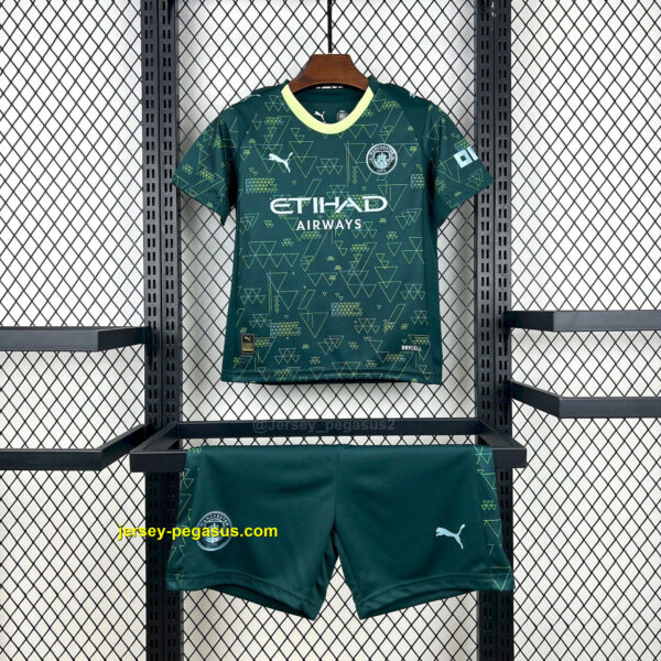 Manchester City Fourth Kid Kits Youth Apparels Manchester City Fourth Kid Kits Youth Apparels