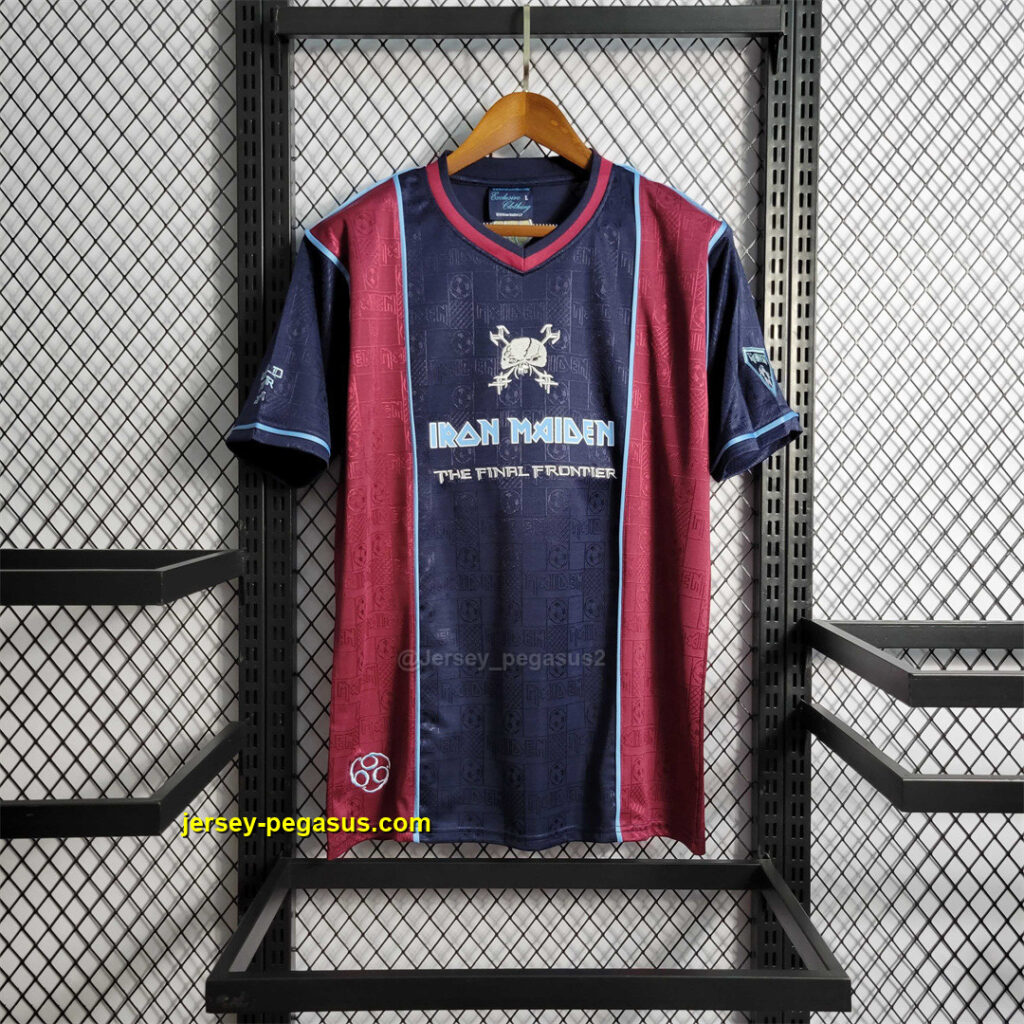 2011 West Ham Iron Maiden Home