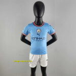 Manchester City home kids kit