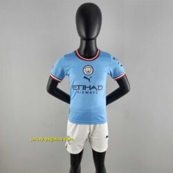 Manchester City home kids kit