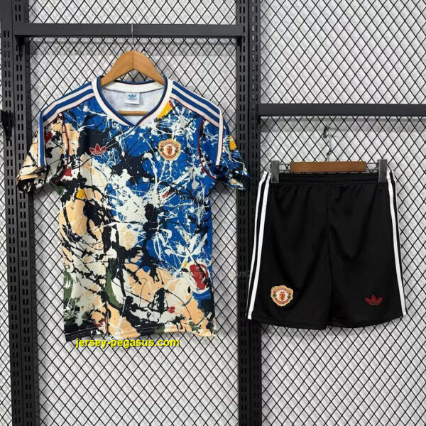 Manchester United x Stone Roses Kid Kit Youth Apparel Manchester United x Stone Roses Kid Kit Youth Apparel