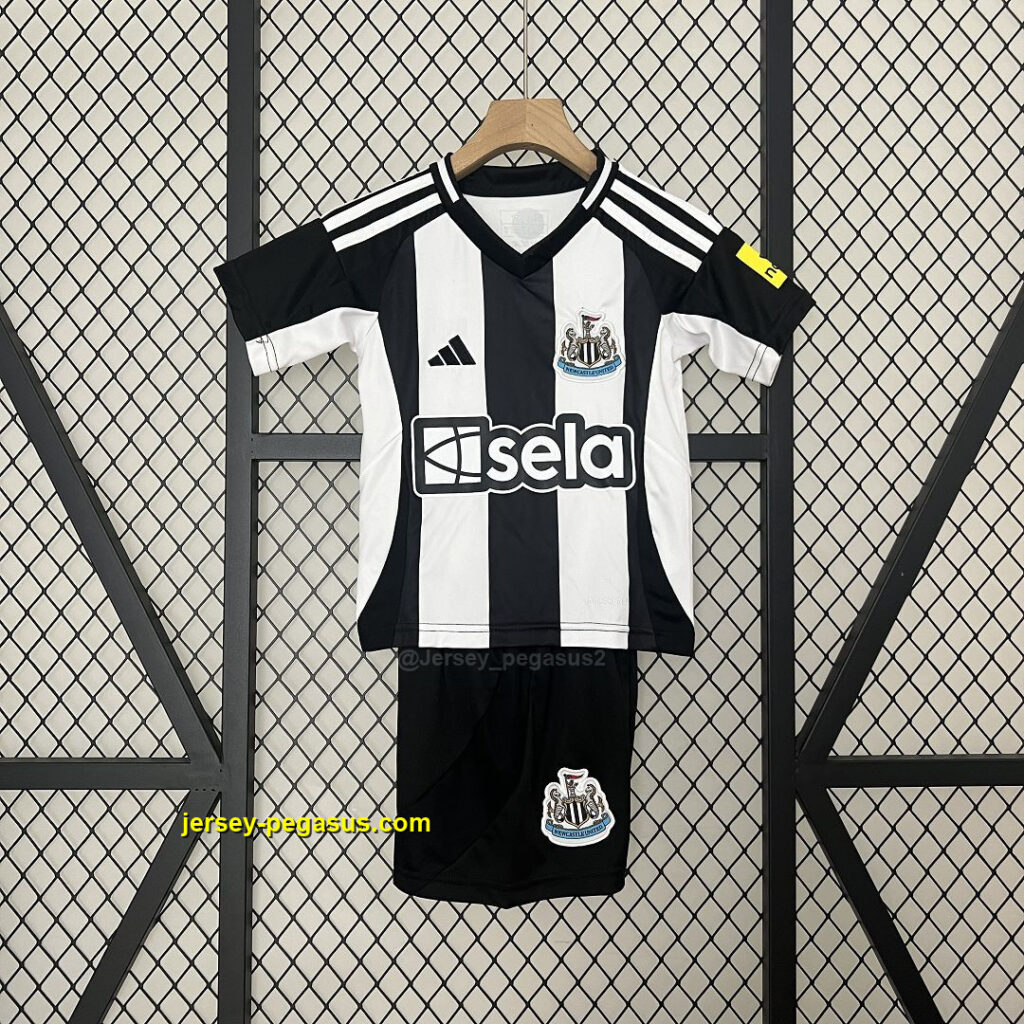 Newcastle United Home Kid Kits Youth Apparels Football