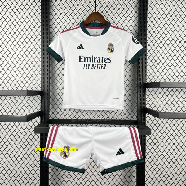 Real Madrid Home Kid Kits Youth Apparels Real Madrid Home Kid Kits Youth Apparels
