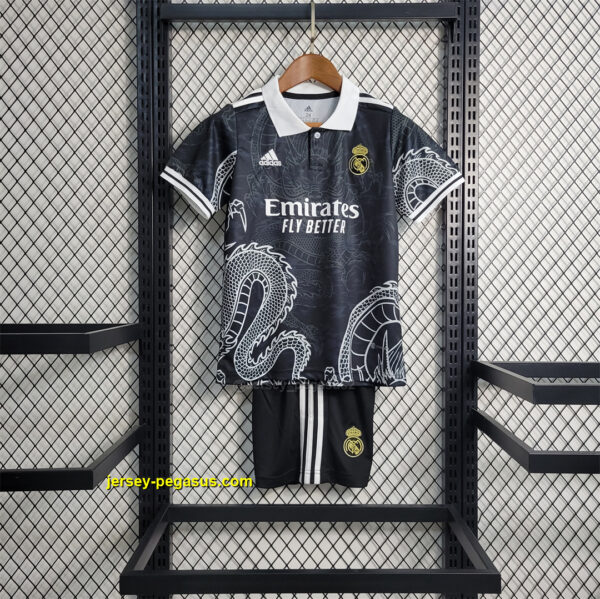Real Madrid Special Edition Black kids kit Real Madrid Special Edition Black kids kit