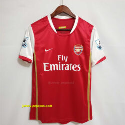 Arsenal home red