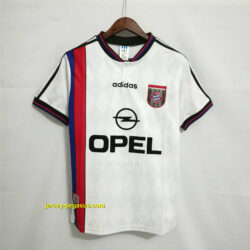 Bayern Munich white away