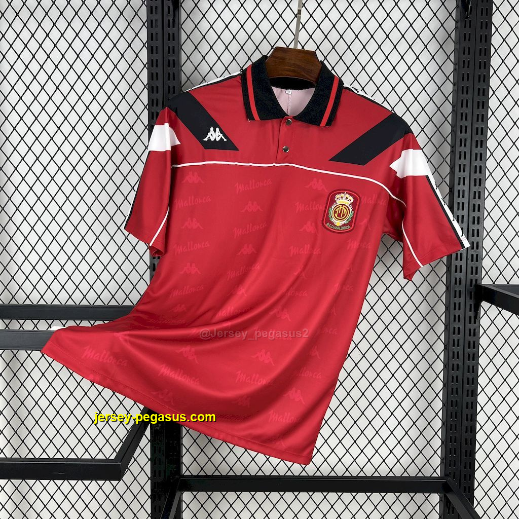 Mallorca Home Retro Kit Classic T-Shirt