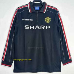 Manchester United Retro Kit Vintage T-Shirt
