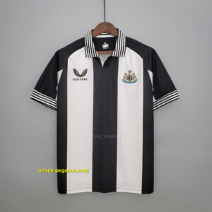Newcastle commemorative edition whiteblack