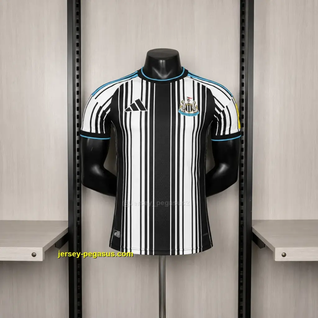 Player version 2026-27 Newcastle home jersey