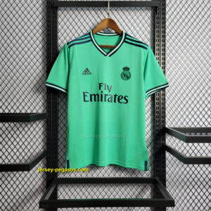 Retro Real Madrid Two Away
