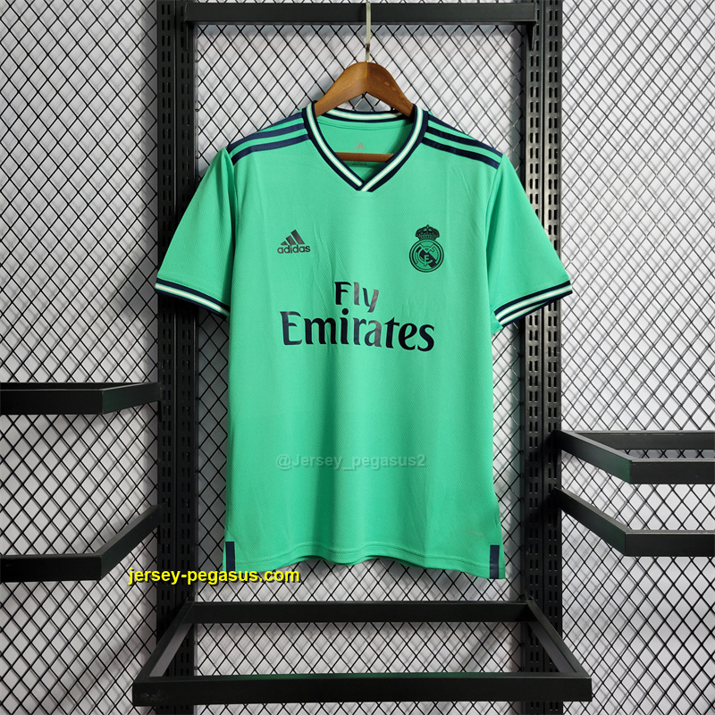 Retro Real Madrid Two Away