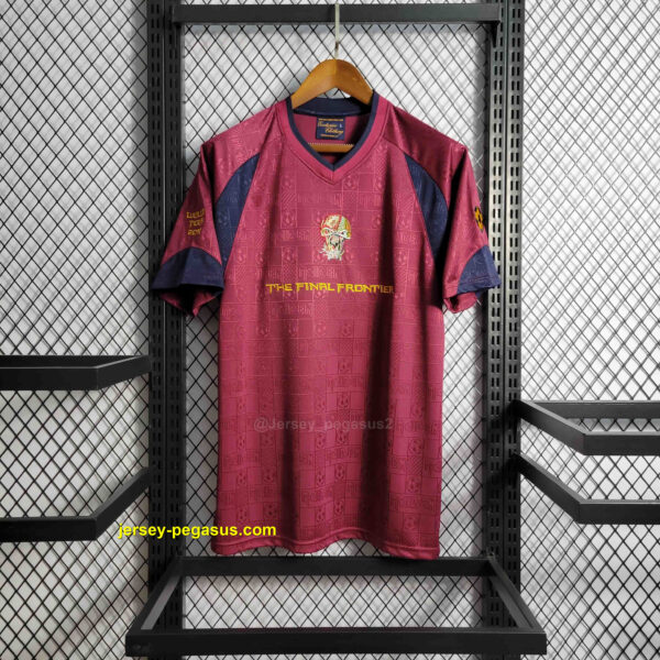 West Ham Iron Maiden Away Retro Kit Vintage Shirt Sport West Ham Iron Maiden Away Retro Kit Vintage Shirt Sport