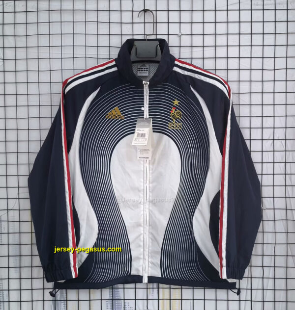 France black and white retro windbreaker France black and white retro windbreaker