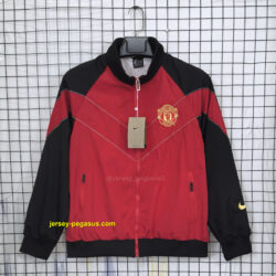 Manchester United Red Retro Windbreaker