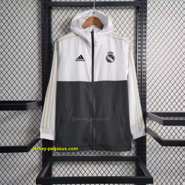 R MAD Windbreaker black and white R MAD Windbreaker black and white