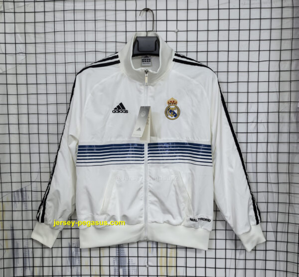 Real Madrid white Retro Windbreaker Real Madrid white Retro Windbreaker