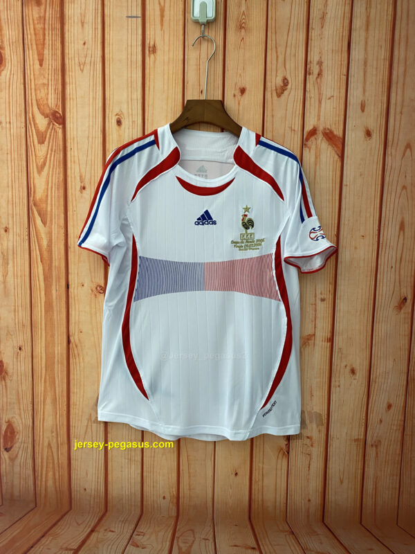 2006 French white short sleeve