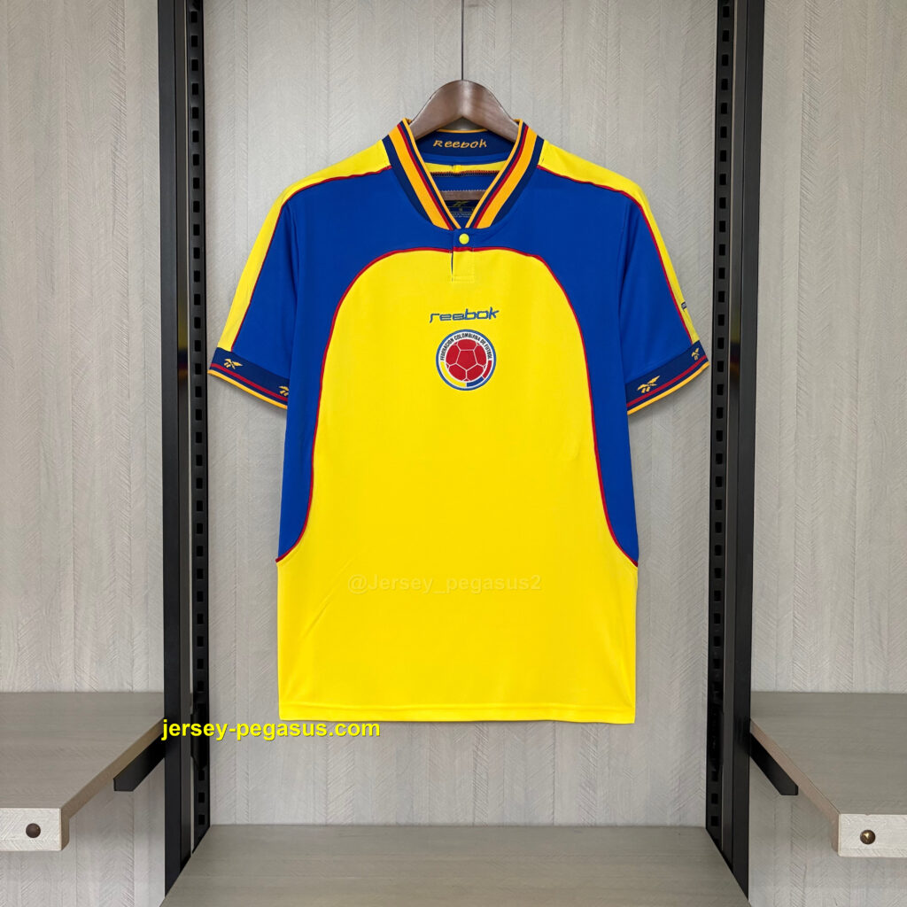 Retro 2001 Colombia home jersey