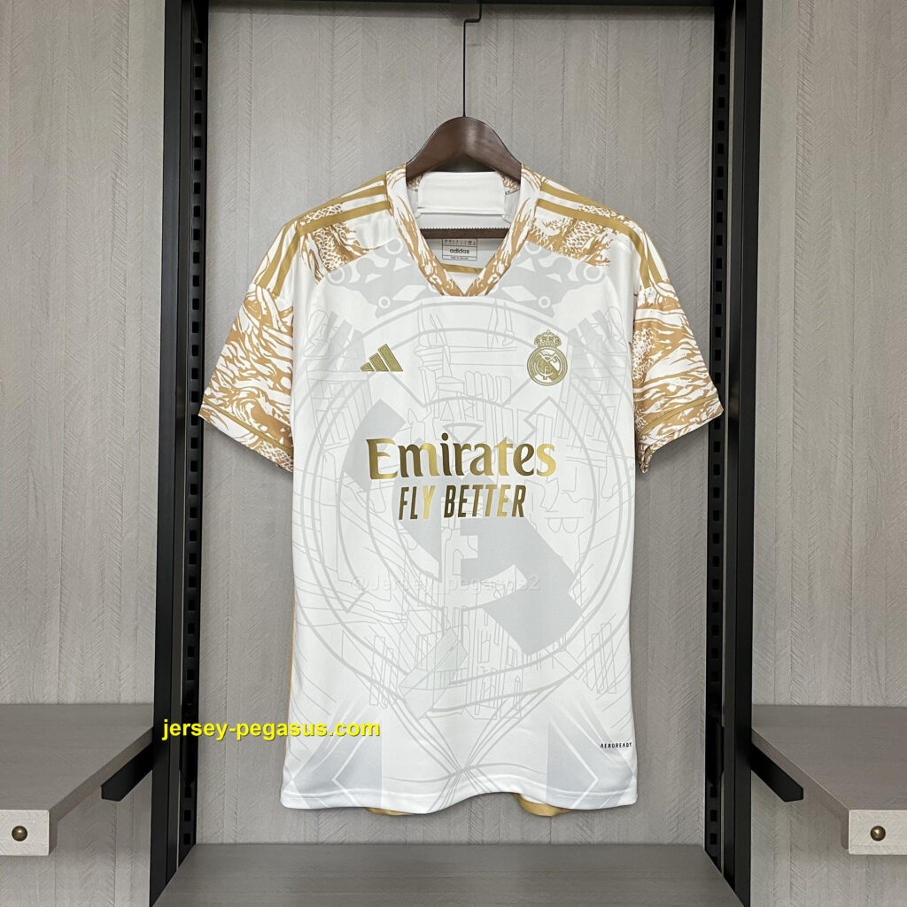 2023-24 Real Madrid Special Edition Platinum