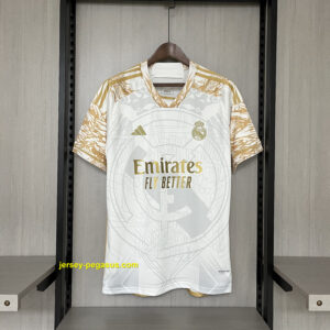 2023-24 Real Madrid Special Edition Platinum