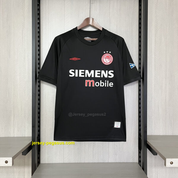 Retro 2004-05 Olympiacos Away Jersey