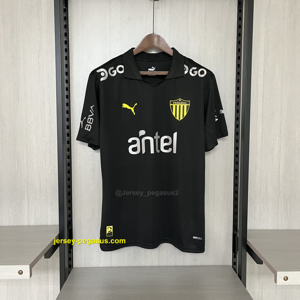 2023-24Penarol black