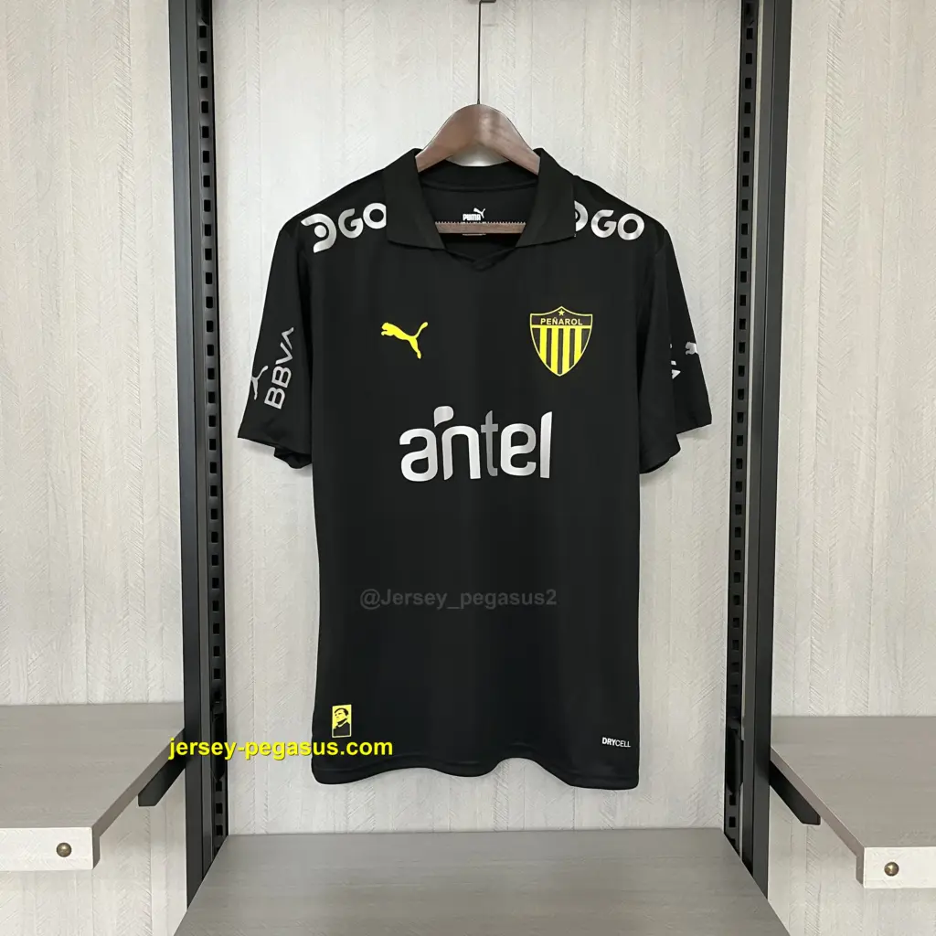 2023-24Penarol black