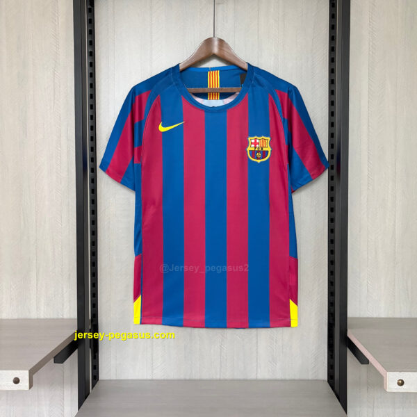 Retro Barcelona 2005-06 Home Jersey Retro Barcelona 2005-06 Home Jersey
