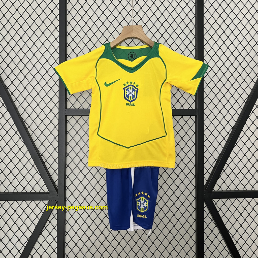 2004 Brazil Home Retro Kid Kits Youth Apparels
