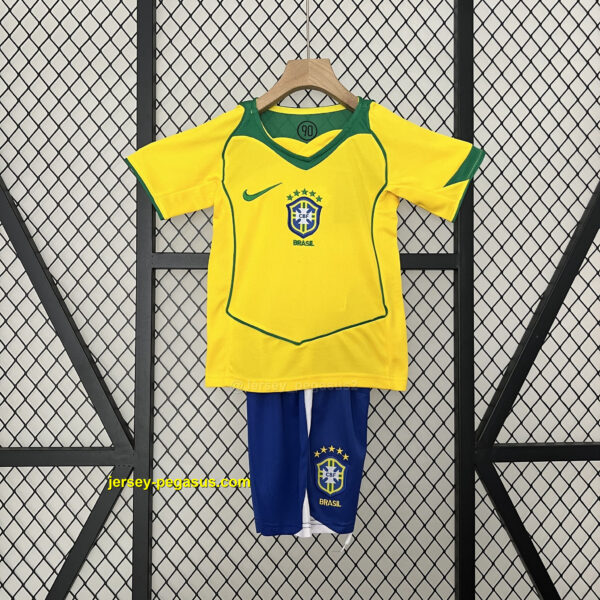 2004 Brazil Home Retro Kid Kits Youth Apparels