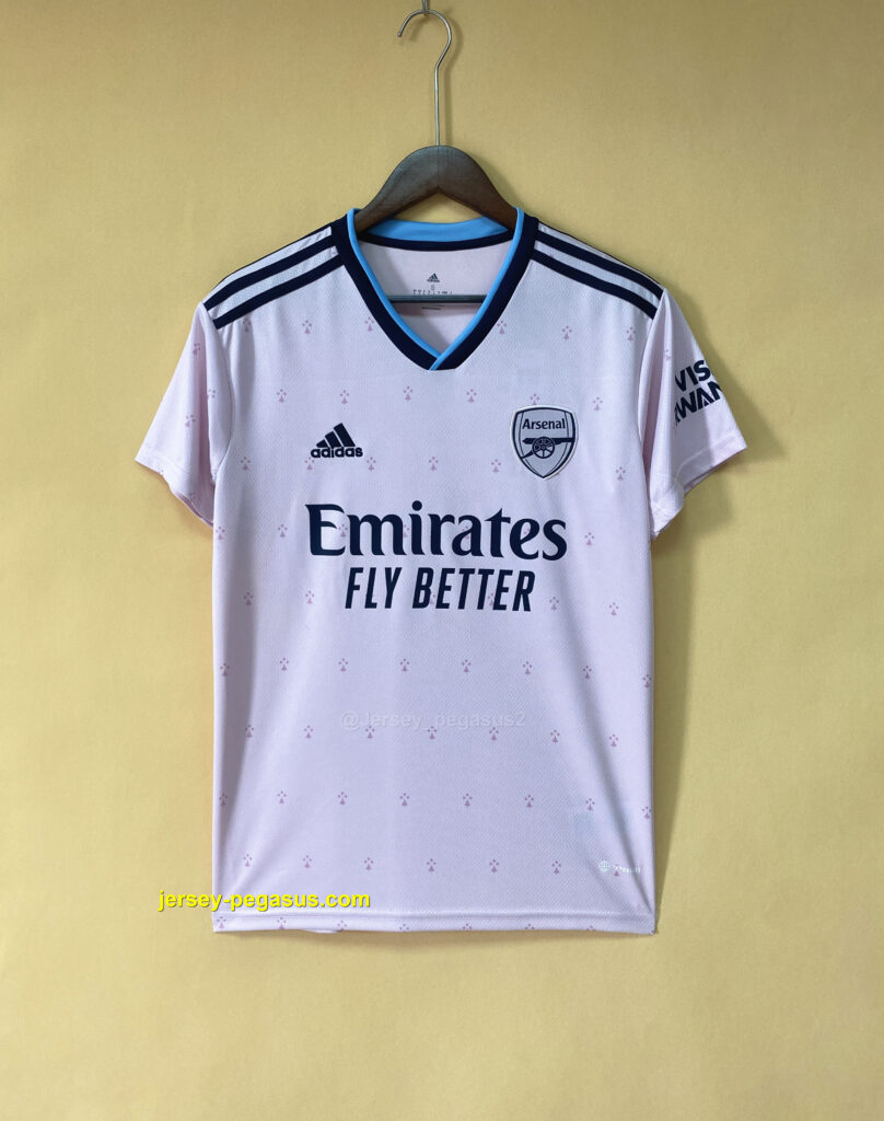 22  23 Arsenal third away