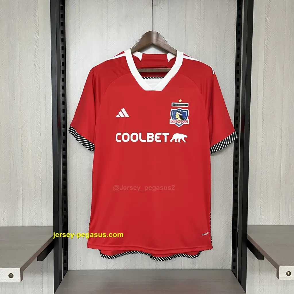 2024-25 Colo Colo red