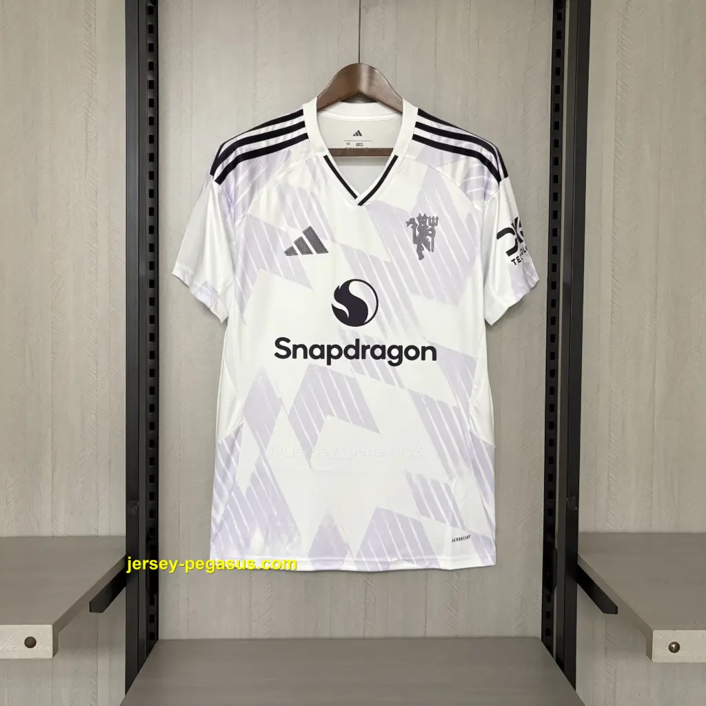2024-25 M-U Away Jersey