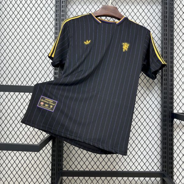 Manchester United 2025-26 Terrace Icons Jersey