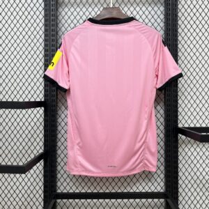 Newcastle United 2025-26 Goalkeeper Jersey