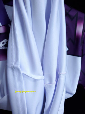 Retro Florence away