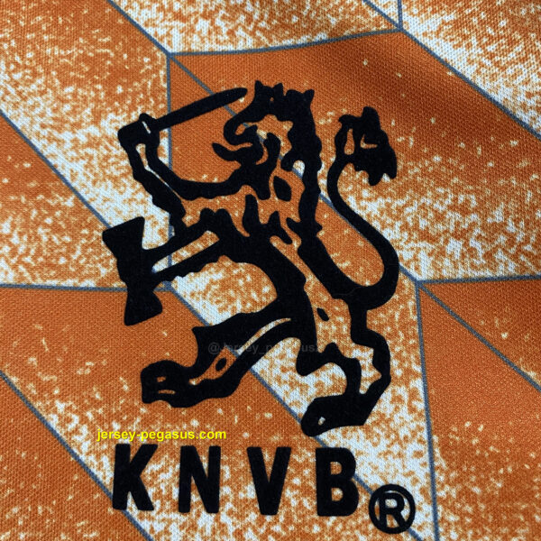 Retro 1988 Holland home