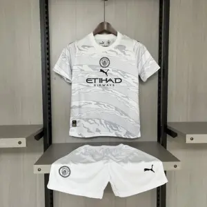 Children's clothing 2024-25 Manchester City special edition off-white