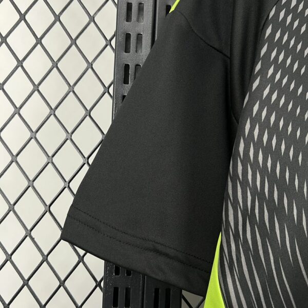 Real Madrid Gray Goalkeeper Shirt Football Uniforms