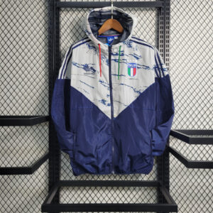 Windbreaker Italy